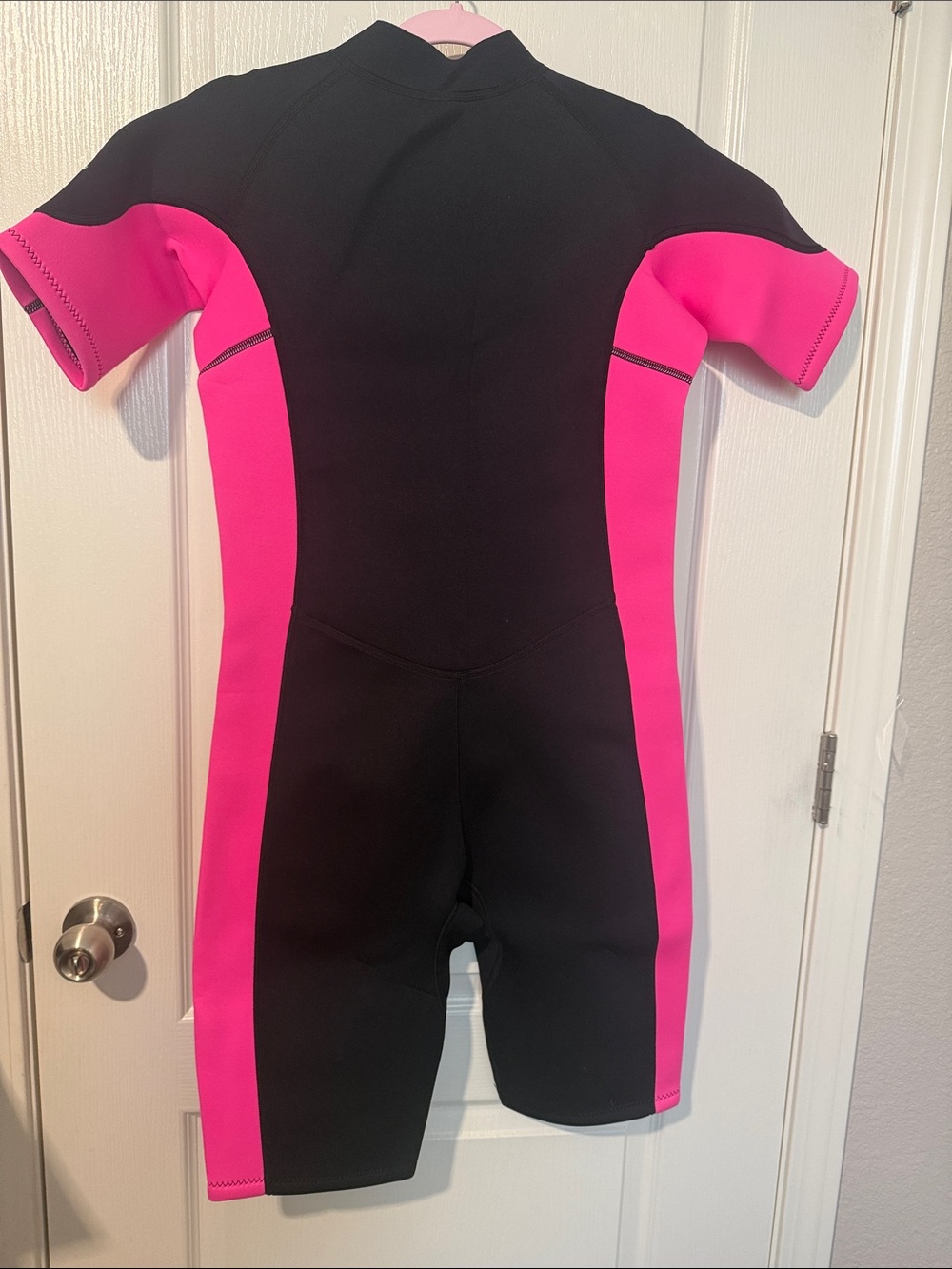 Wetsuit - Picture 8 of 8